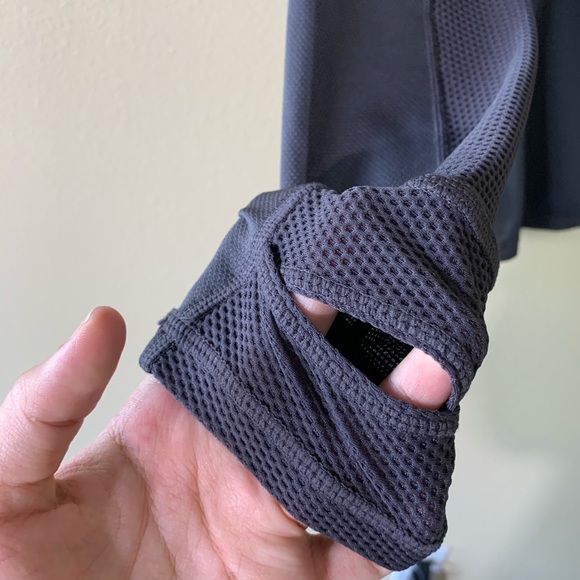 Fabletics Long sleeve pullover top - Picture 5 of 10